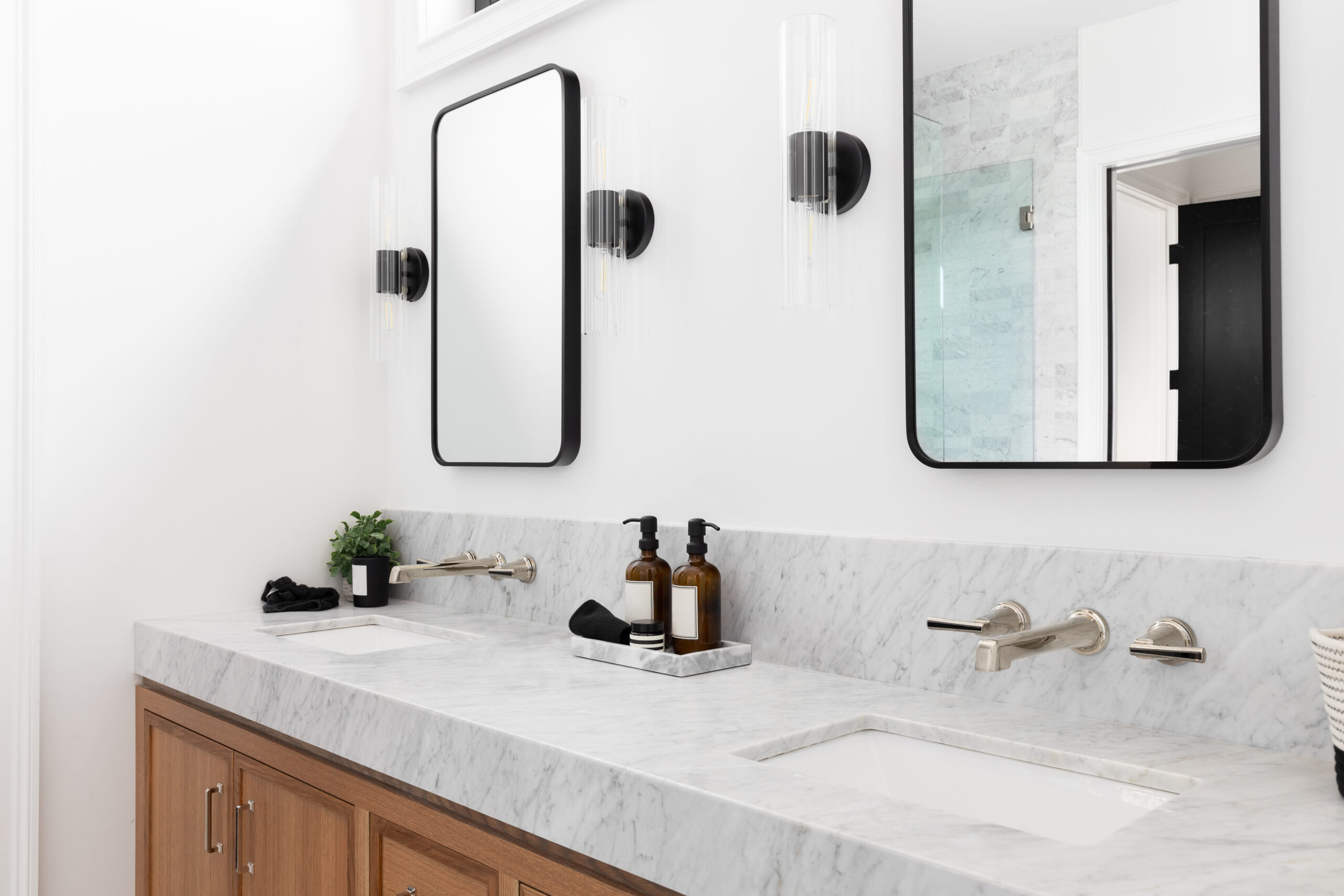 Lakewood Quartz Kitchen and Bathroom Countertops Stylish Lakewood Quartz Kitchen and Bathroom Countertops